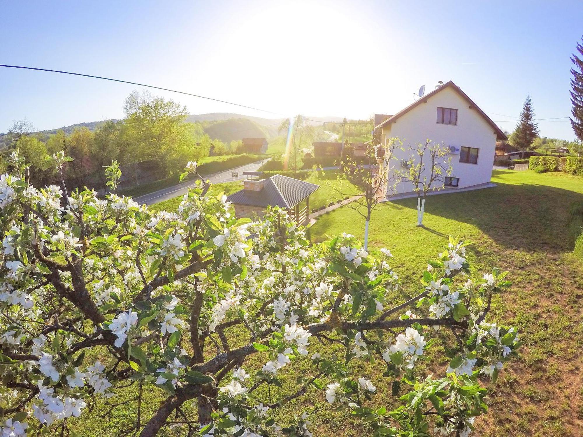 Apartment Ante Slunj Εξωτερικό φωτογραφία